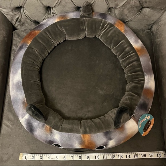 Squishmallow Ballis Pet Bed, French Bulldog 🐶, Dog Cat Bed, Tie Dye, 18” New - Picture 4 of 7